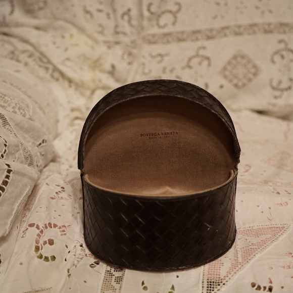 Bottega Veneta sunglasses case - Picture 1 of 2